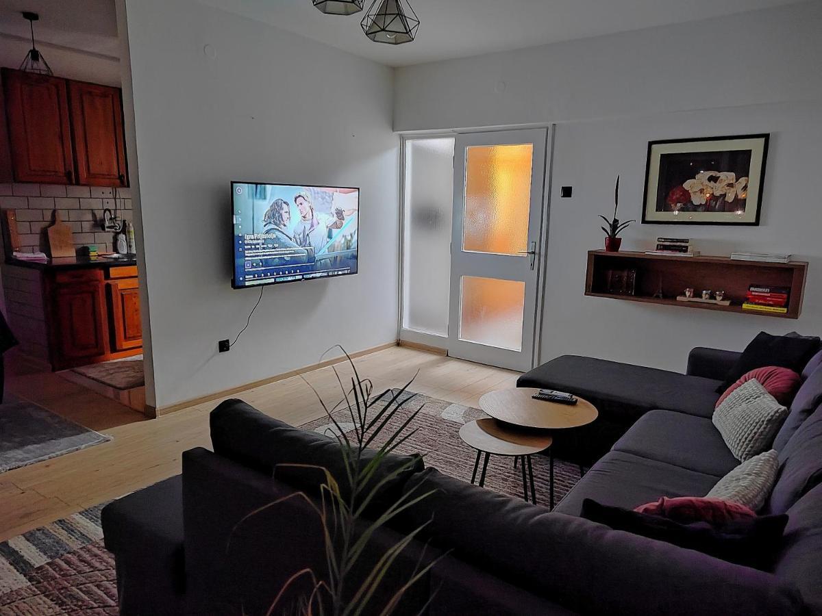Spacious And Modern Apartment In Town Center Konjic Exterior photo