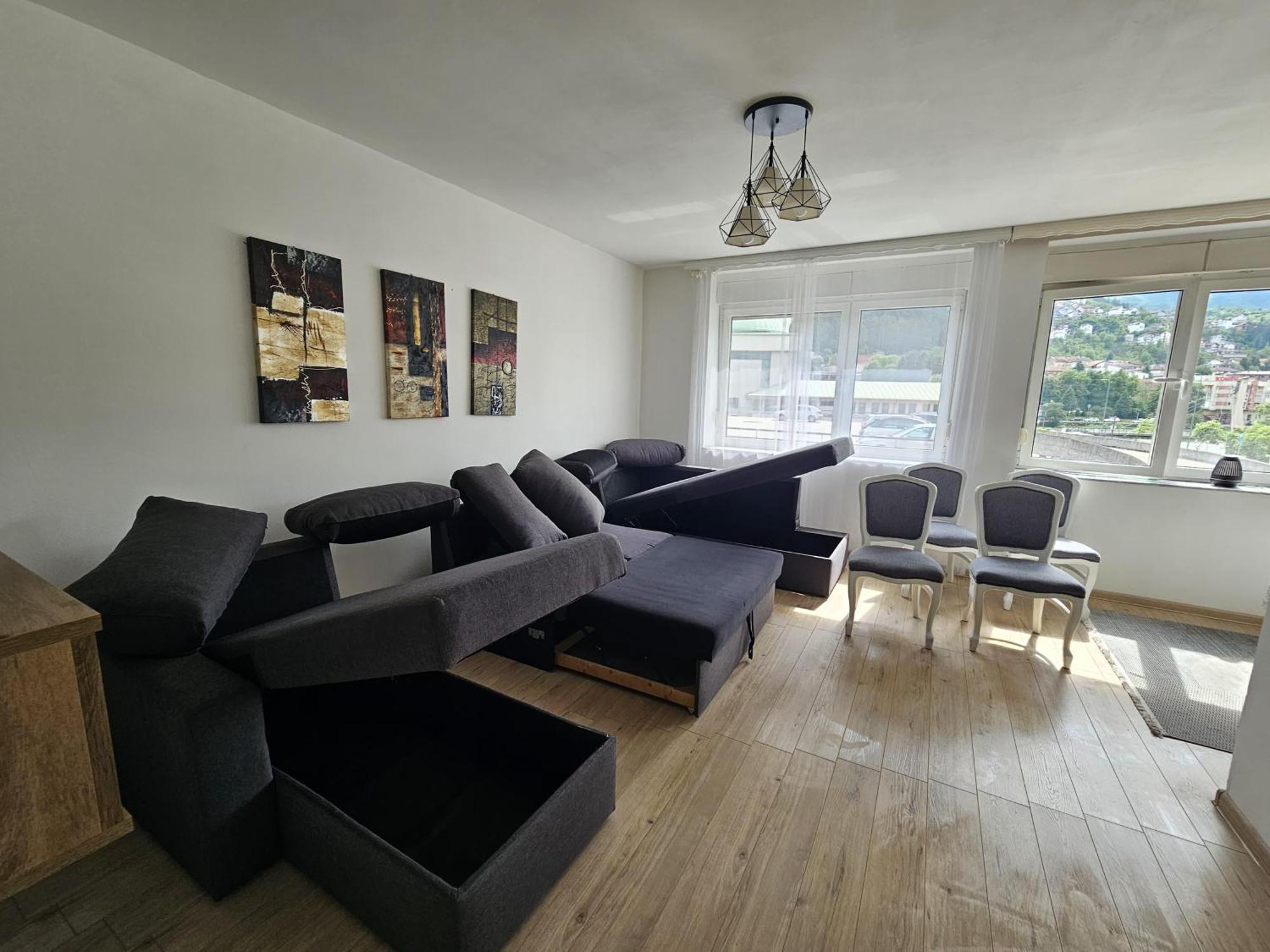 Spacious And Modern Apartment In Town Center Konjic Exterior photo
